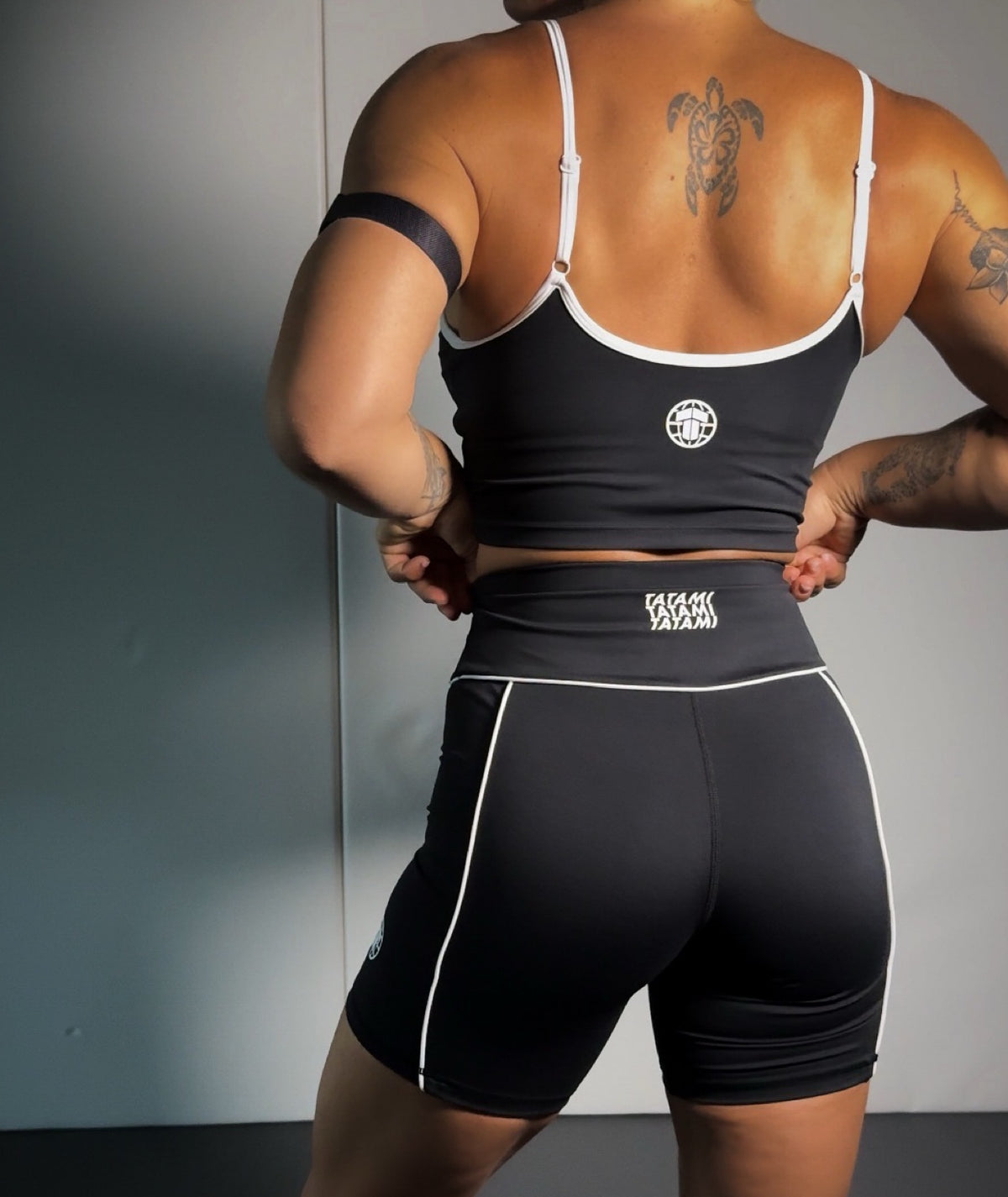 Ladies Contour Training Vest - Black